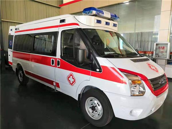 泗水县福特V362救护车